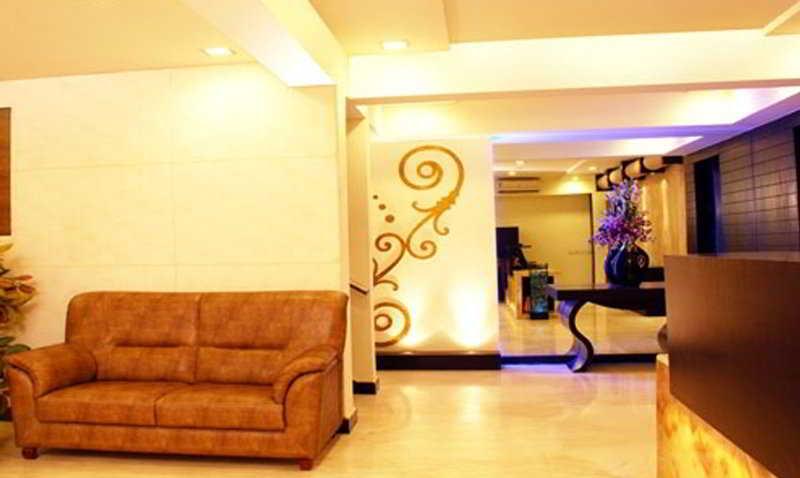 The Nines Business Hotel Bangalore Exterior photo